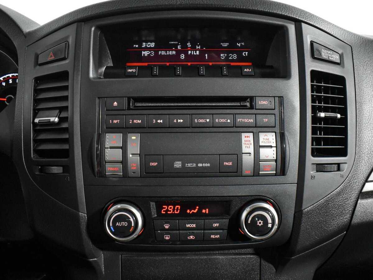 Mitsubishi Pajero б/у, 2013, Автоматическая. Фото: #13