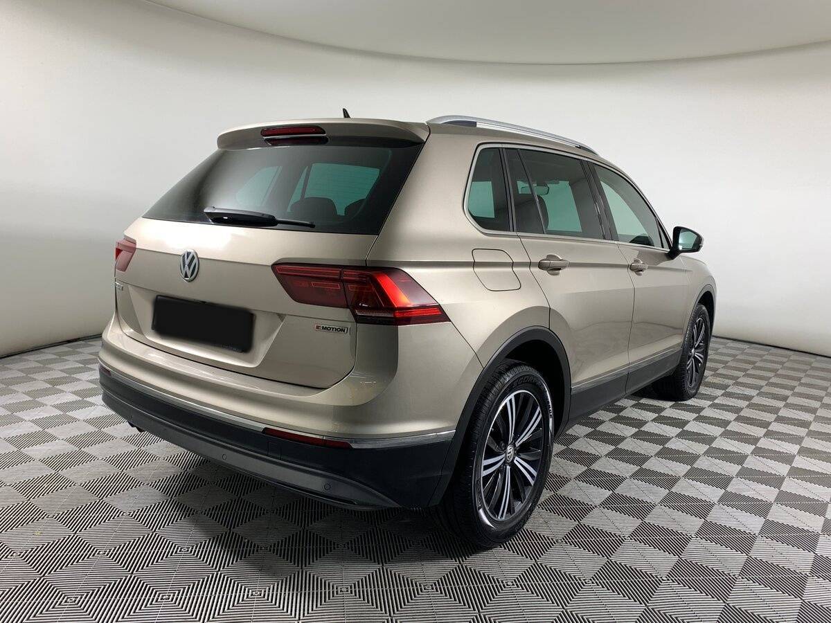 Volkswagen Tiguan б/у, 2018, Роботизированная. Фото: #4