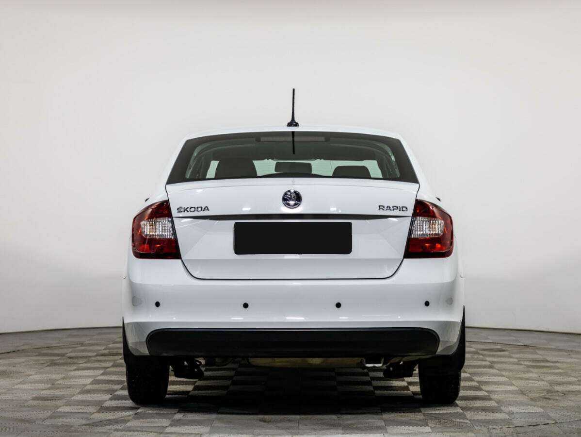 Skoda Rapid б/у, 2017, Механическая. Фото: #4