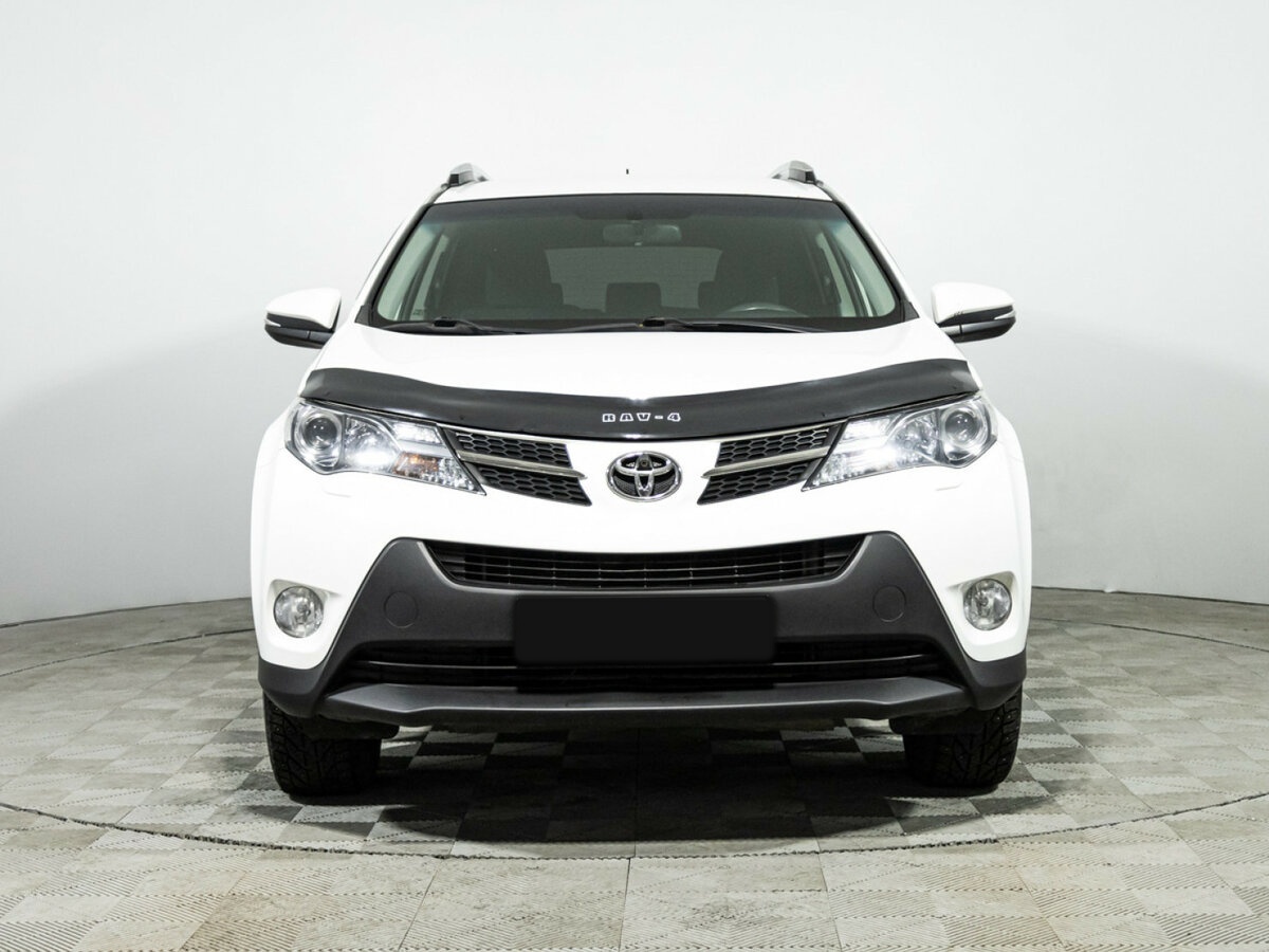 Toyota RAV4 б/у, 2014, Механическая. Фото: #1