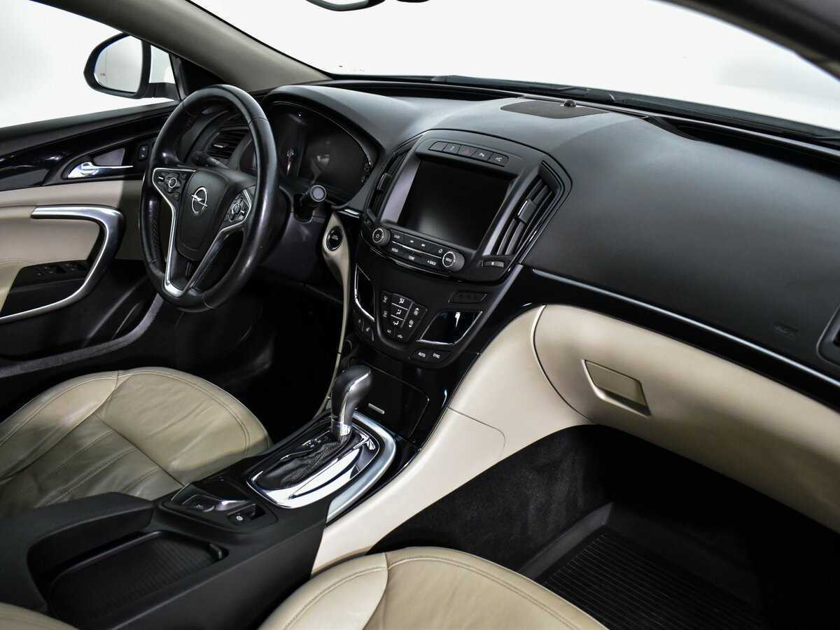 Opel Insignia б/у, 2014, Автоматическая. Фото: #12