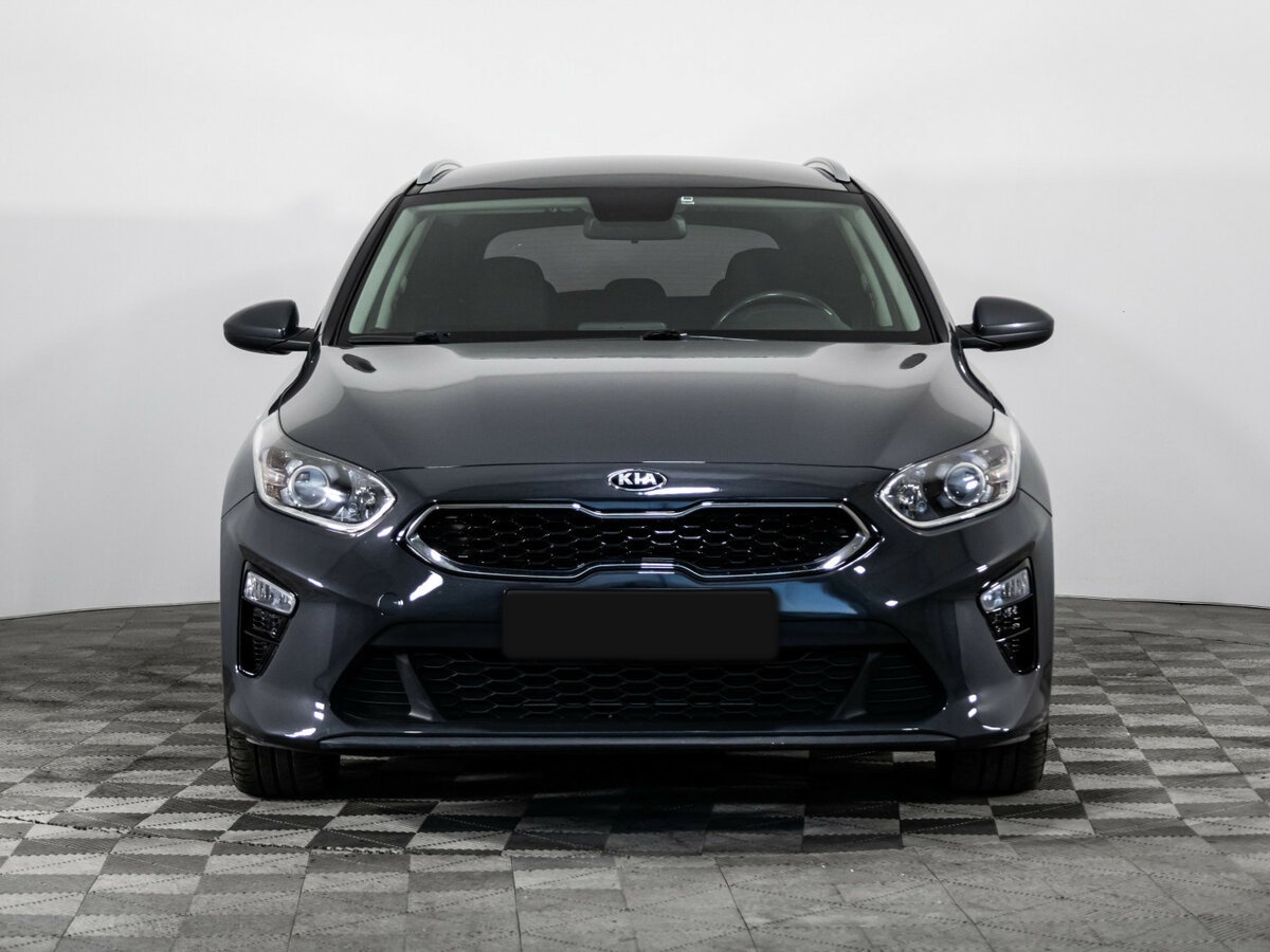 Kia Ceed б/у, 2019, Автоматическая. Фото: #1