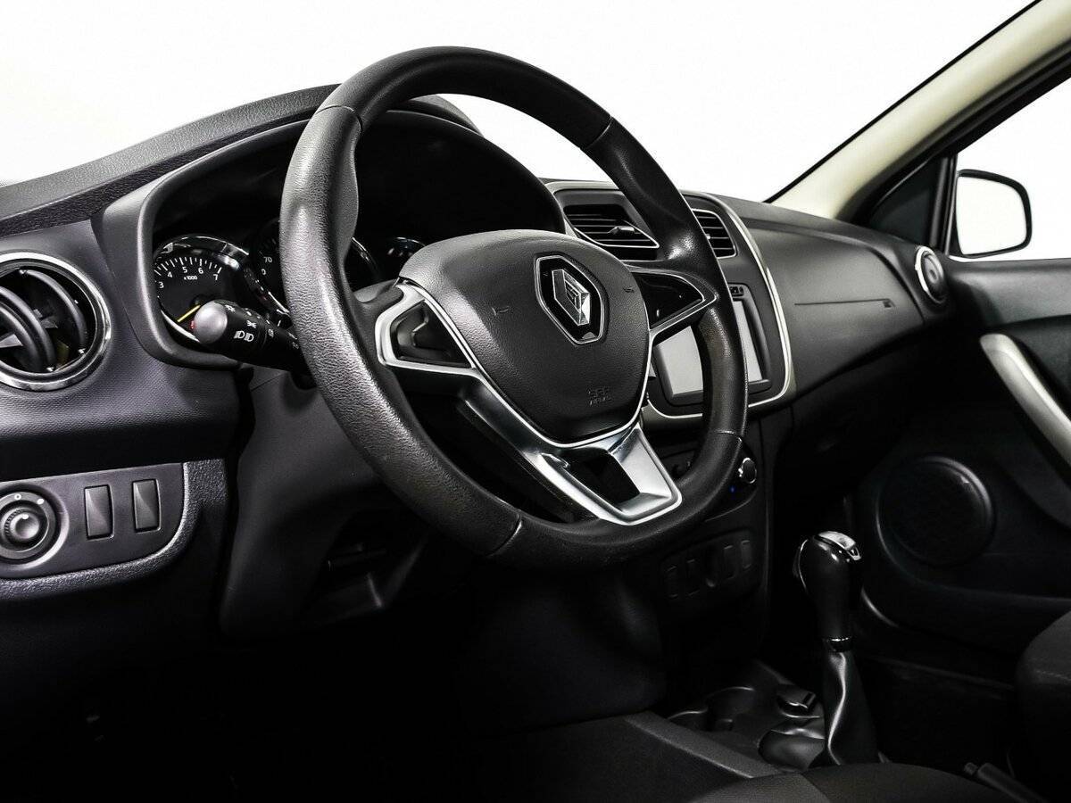 Renault Logan б/у, 2020, Автоматическая. Фото: #11