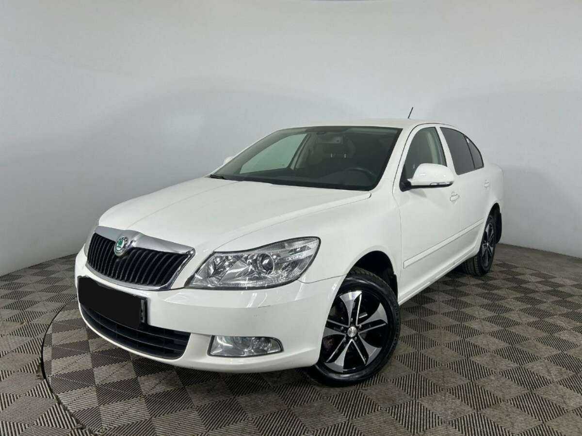 Skoda Octavia б/у, 2012, Автоматическая. Фото: #0