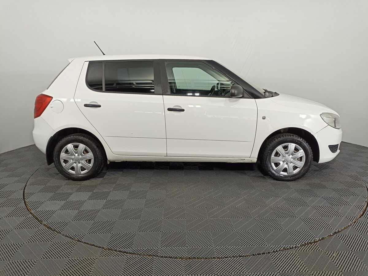 Skoda Fabia б/у, 2013, Механическая. Фото: #3