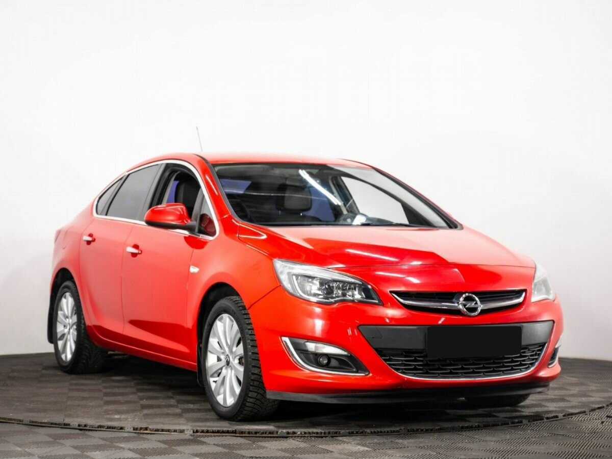 Opel Astra б/у, 2013, Автоматическая. Фото: #2
