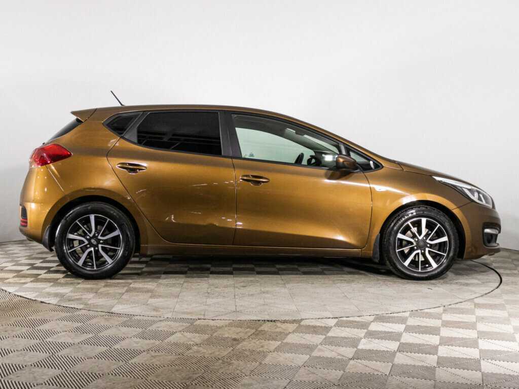 Kia Ceed б/у, 2016, Автоматическая. Фото: #3