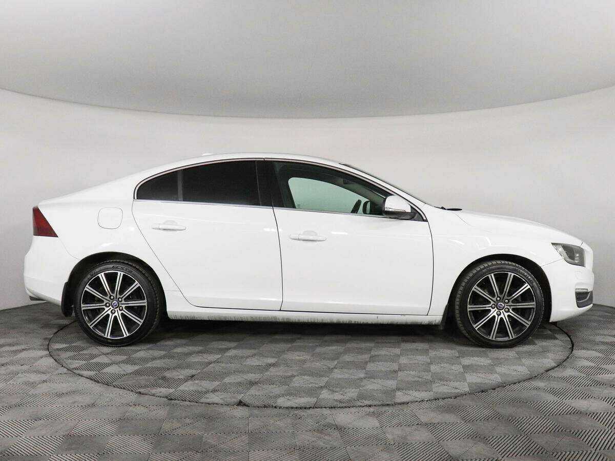 Volvo S60 б/у, 2014, Автоматическая. Фото: #2