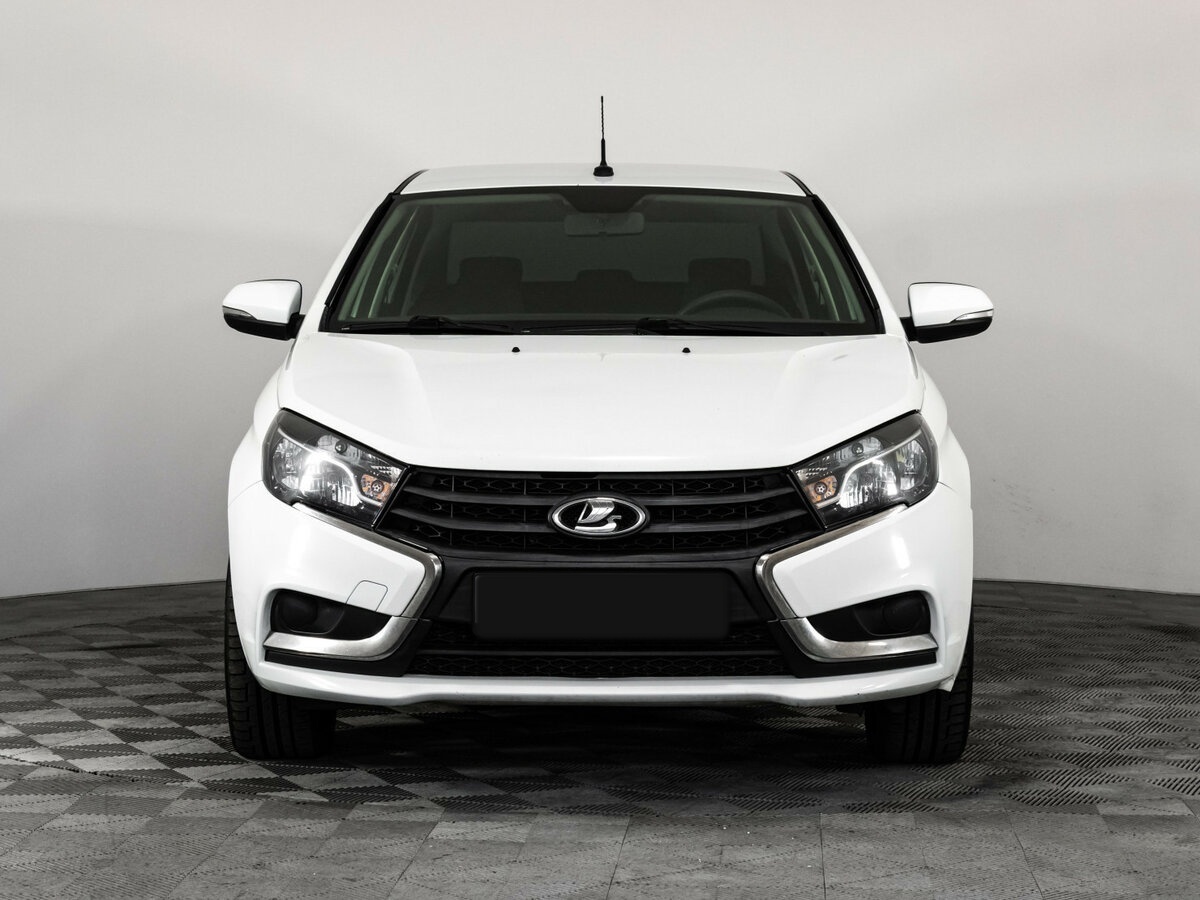 Lada (ВАЗ) Vesta б/у, 2018, Механическая. Фото: #1