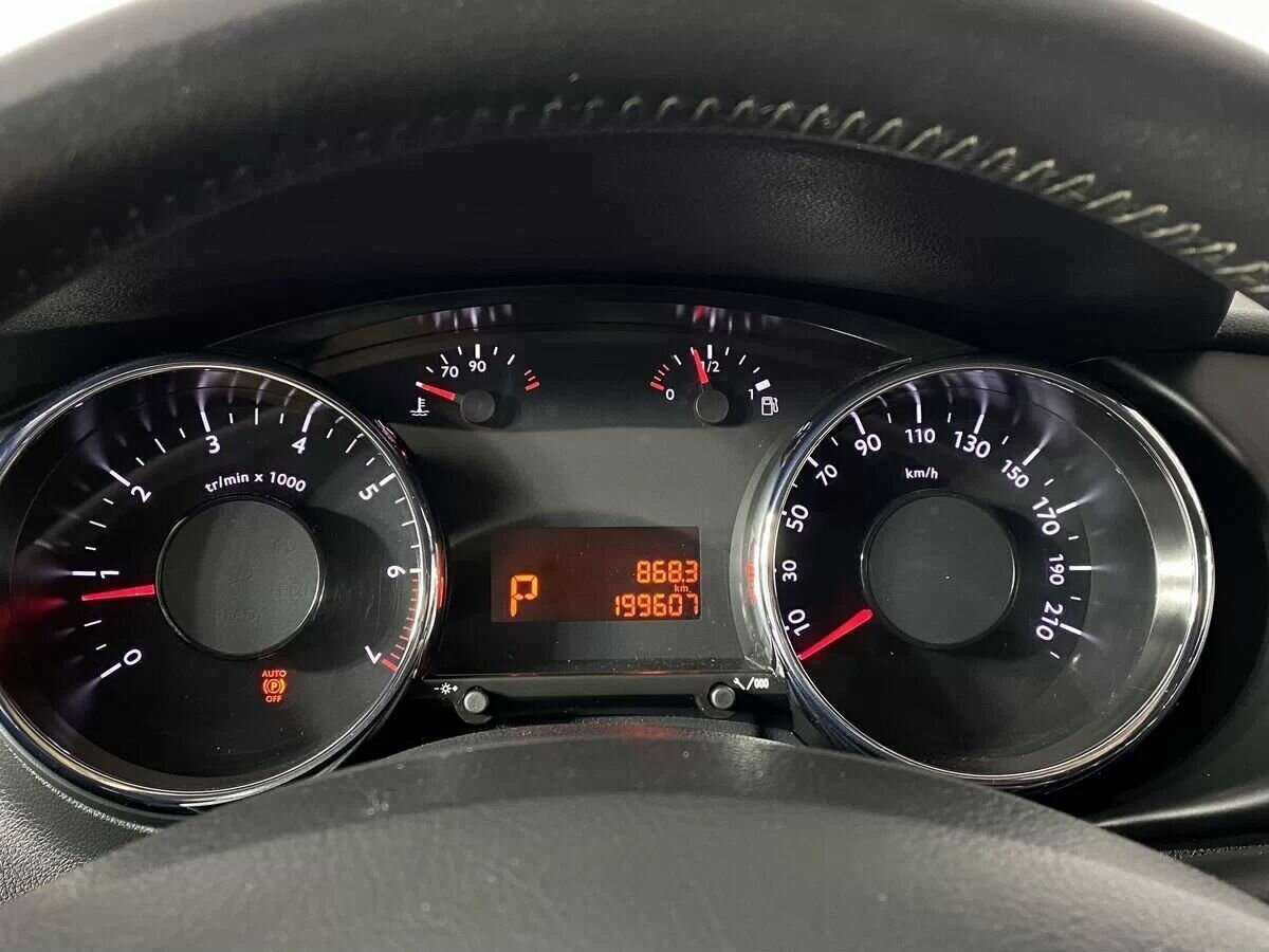 Peugeot 3008 б/у, 2012, Автоматическая. Фото: #12