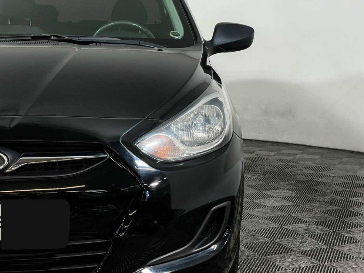 Hyundai Solaris б/у, 2012, Механическая. Фото: #13