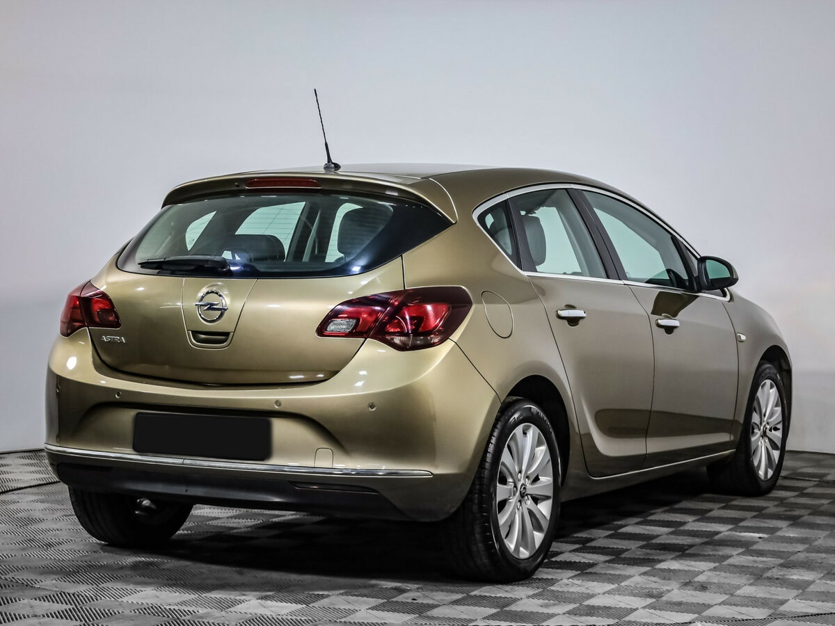 Opel Astra б/у, 2012, Механическая. Фото: #3