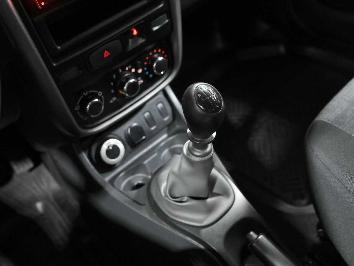 Renault Duster б/у, 2014, Механическая. Фото: #11