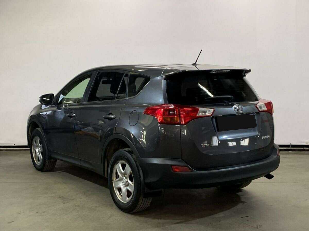 Toyota RAV4 б/у, 2014, Механическая. Фото: #6