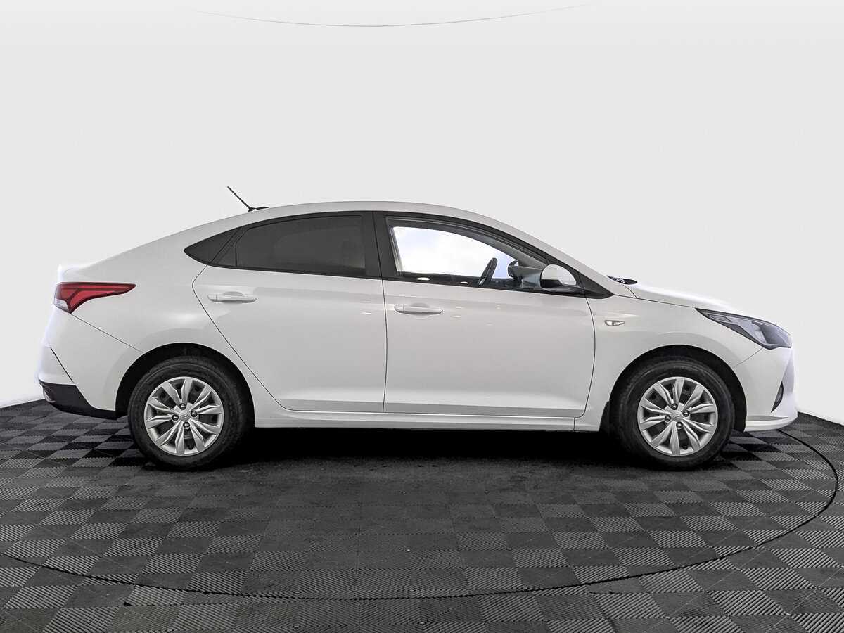 Hyundai Solaris б/у, 2022, Автоматическая. Фото: #3