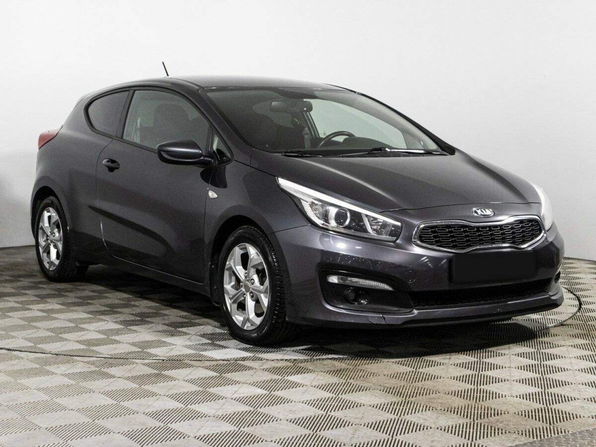 Kia Ceed б/у, 2015, Автоматическая. Фото: #2