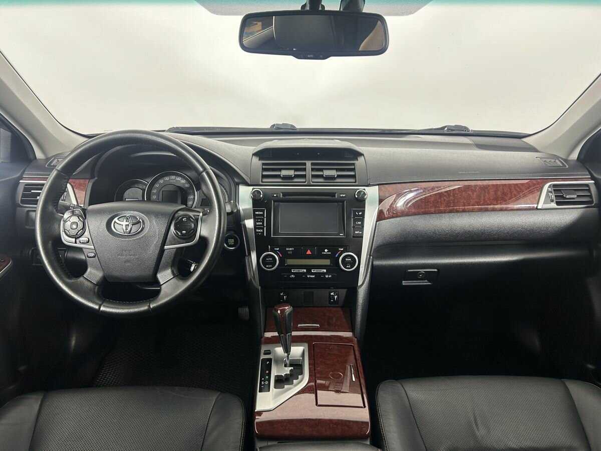Toyota Camry б/у, 2013, Автоматическая. Фото: #6