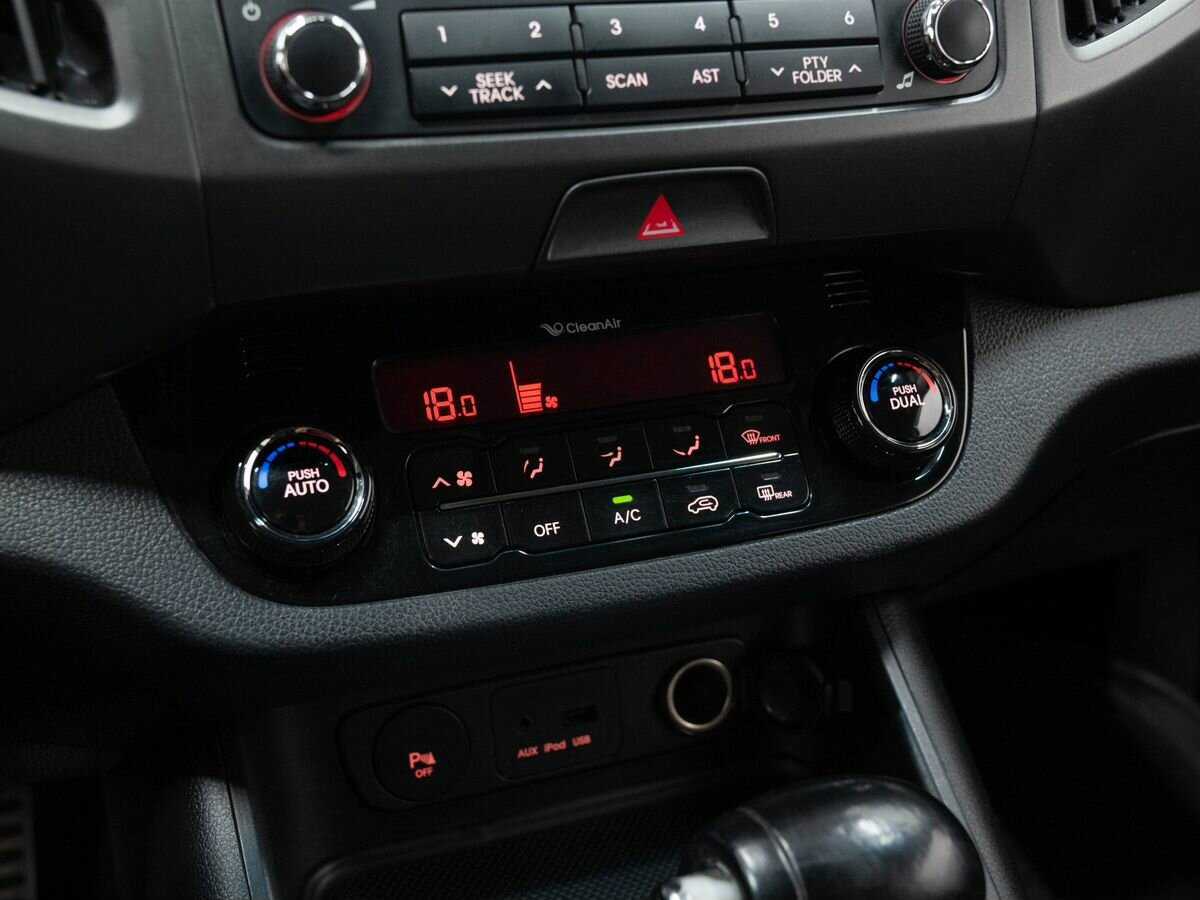 Kia Sportage б/у, 2012, Автоматическая. Фото: #18