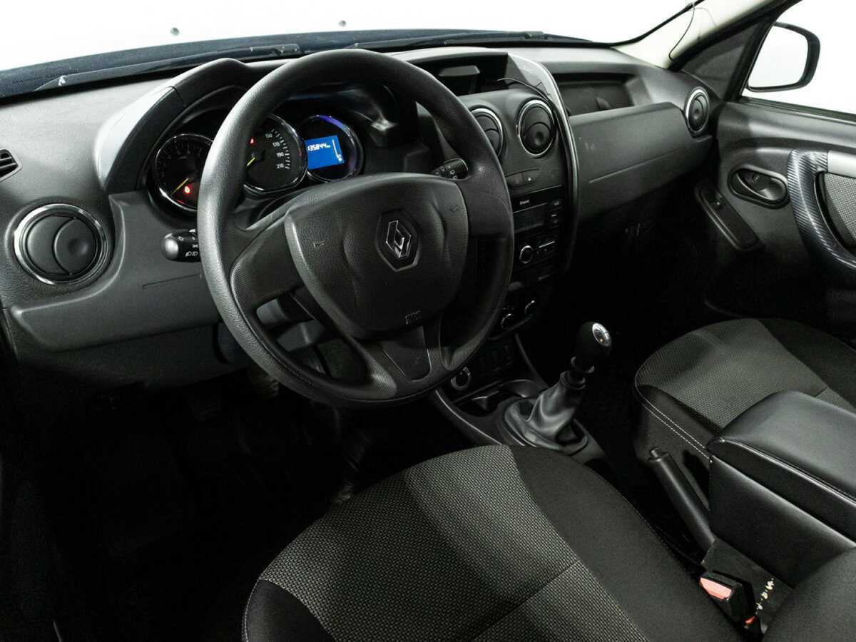 Renault Duster б/у, 2017, Механическая. Фото: #10