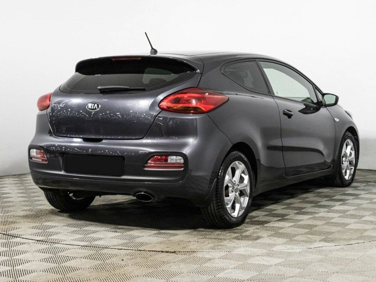Kia Ceed б/у, 2015, Автоматическая. Фото: #4