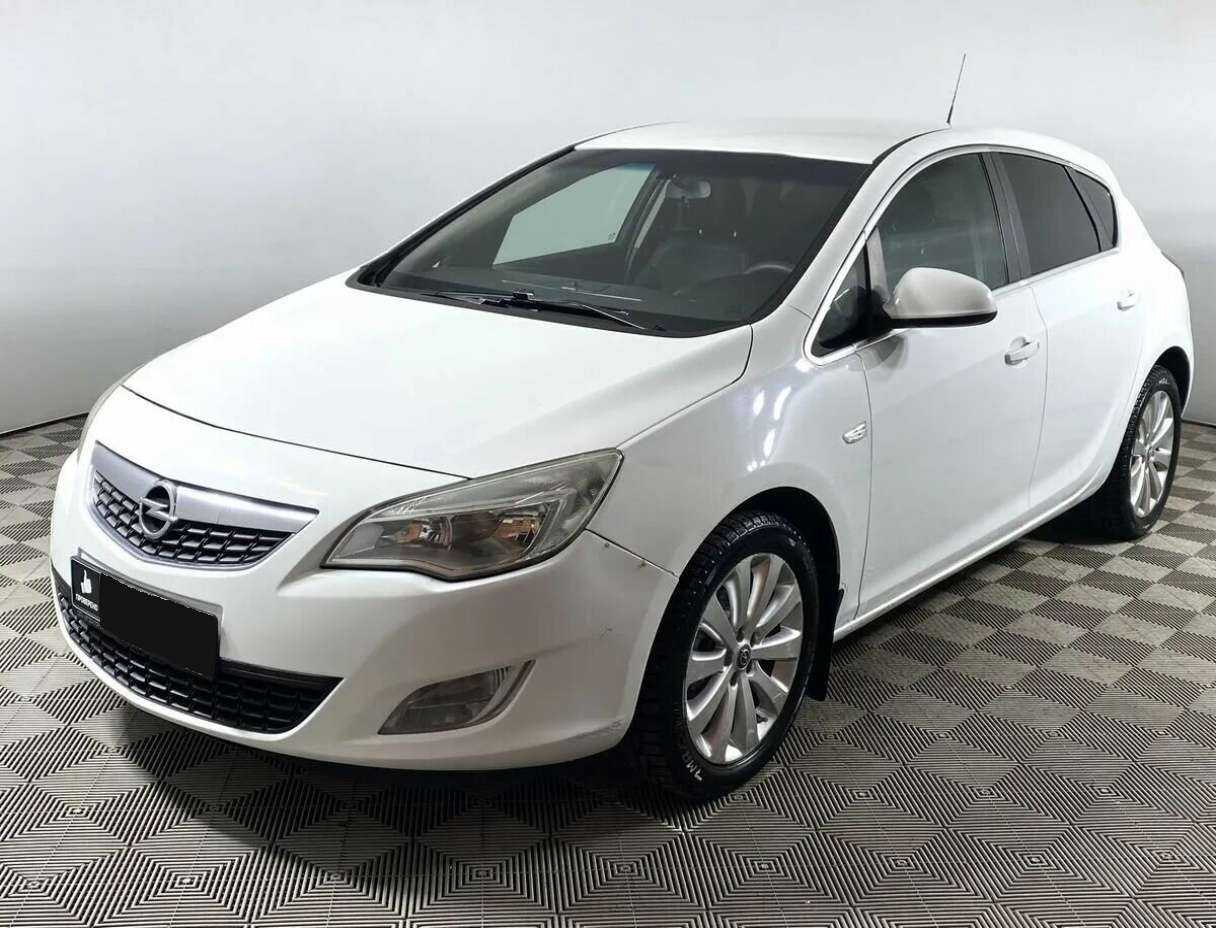 Opel Astra б/у, 2012, Механическая. Посмотреть фото