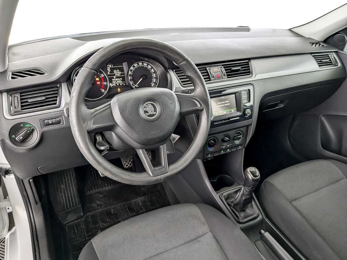 Skoda Rapid б/у, 2017, Механическая. Фото: #15