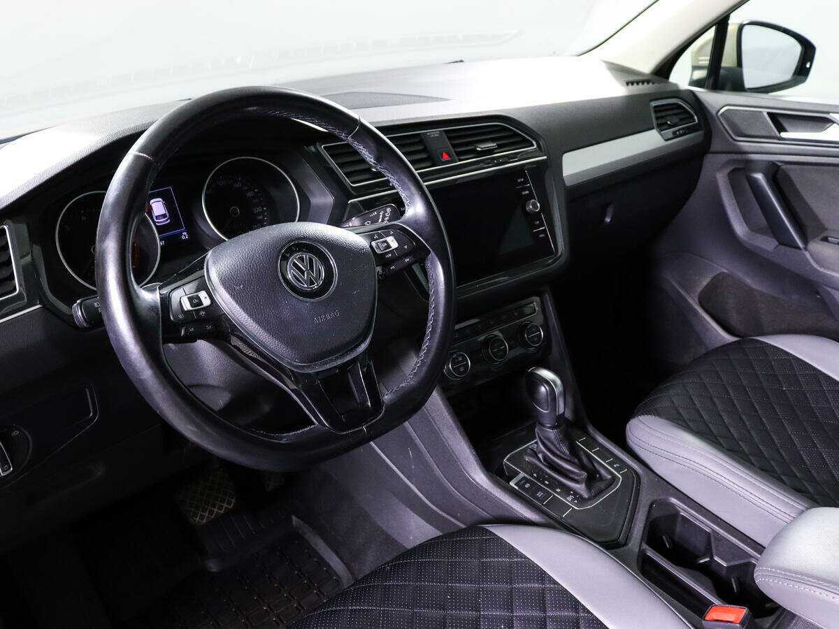 Volkswagen Tiguan б/у, 2019, Роботизированная. Фото: #13