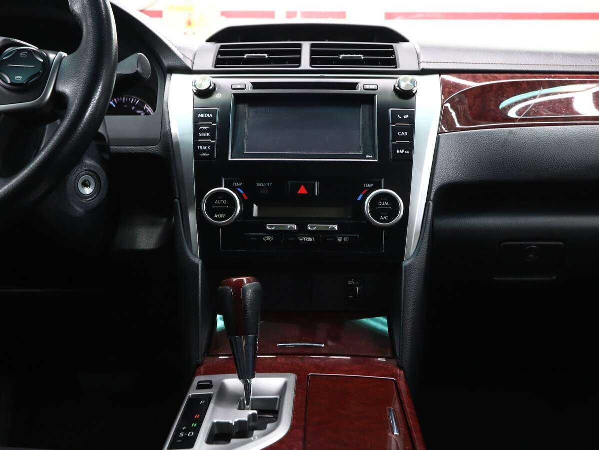 Toyota Camry б/у, 2013, Автоматическая. Фото: #18
