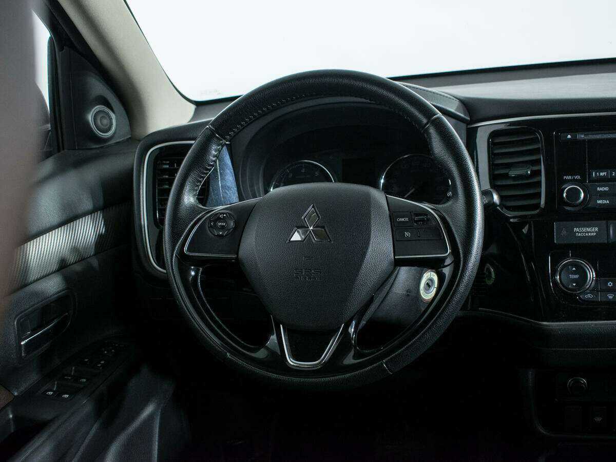 Mitsubishi Outlander б/у, 2017, Вариатор. Фото: #12