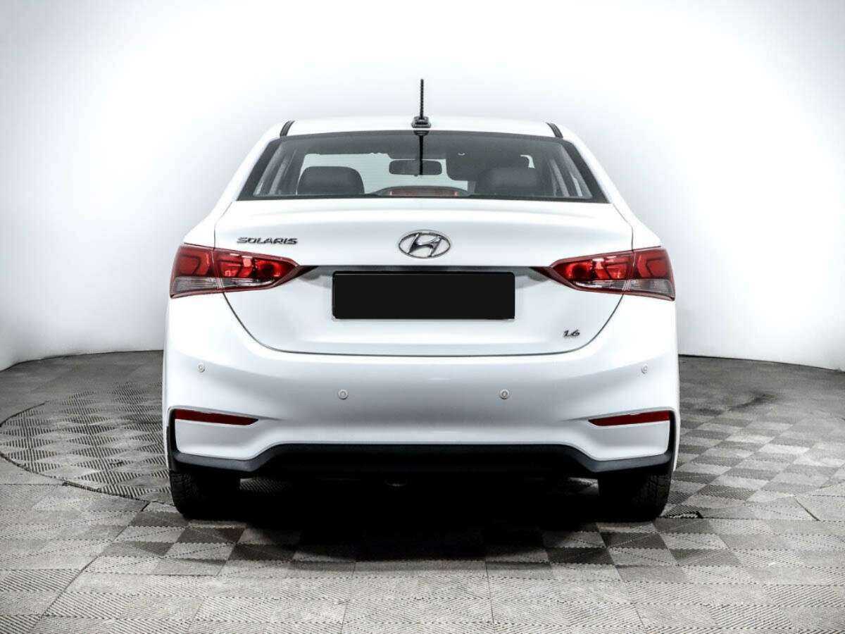 Hyundai Solaris б/у, 2018, Механическая. Фото: #4