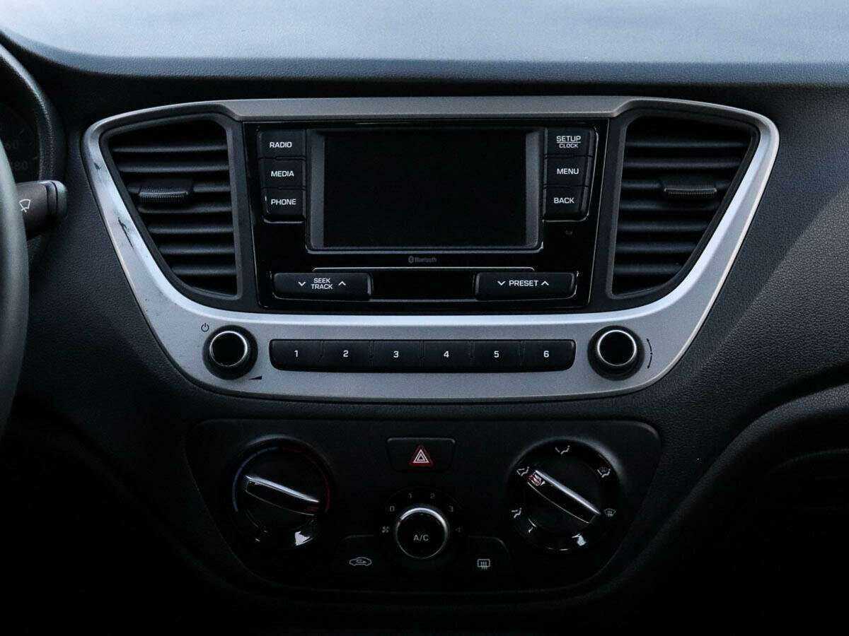 Hyundai Solaris б/у, 2018, Механическая. Фото: #10