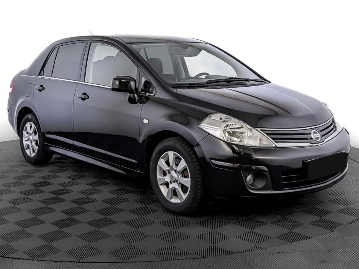 Nissan Tiida б/у, 2013, Автоматическая. Фото: #2