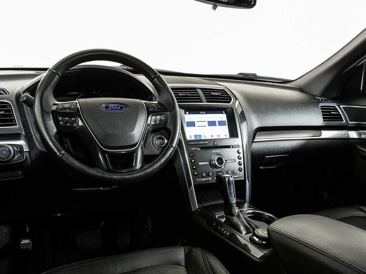 Ford Explorer б/у, 2017, Автоматическая. Фото: #8
