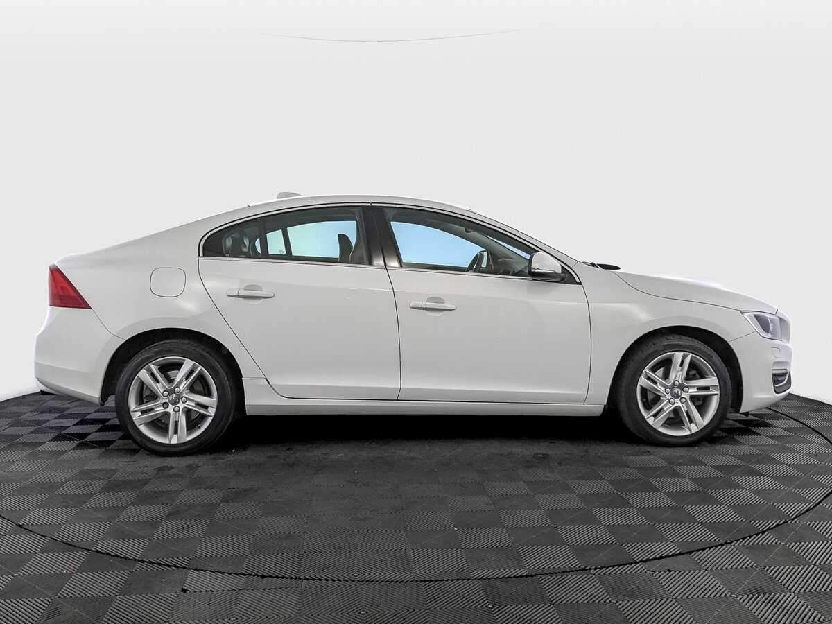 Volvo S60 б/у, 2016, Автоматическая. Фото: #3
