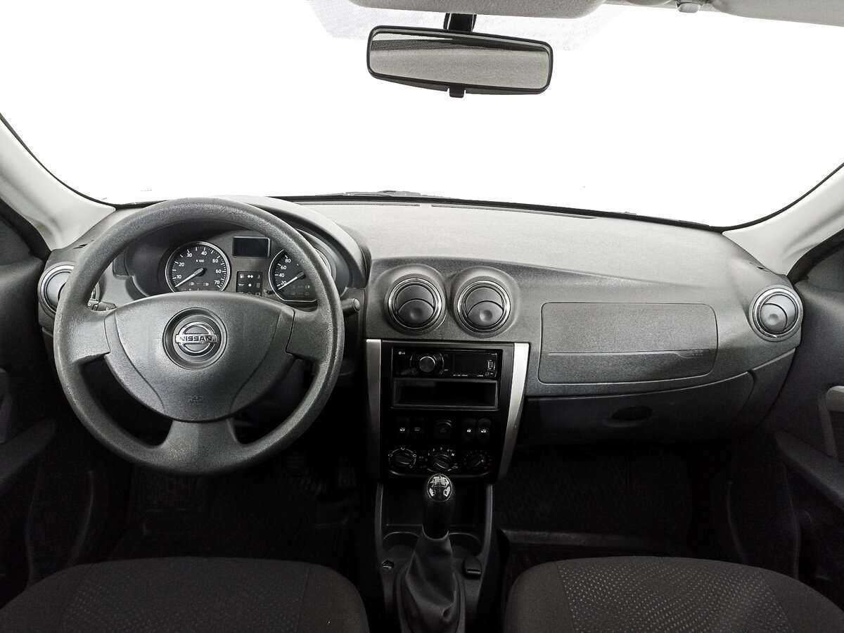 Nissan Almera б/у, 2016, Механическая. Фото: #13