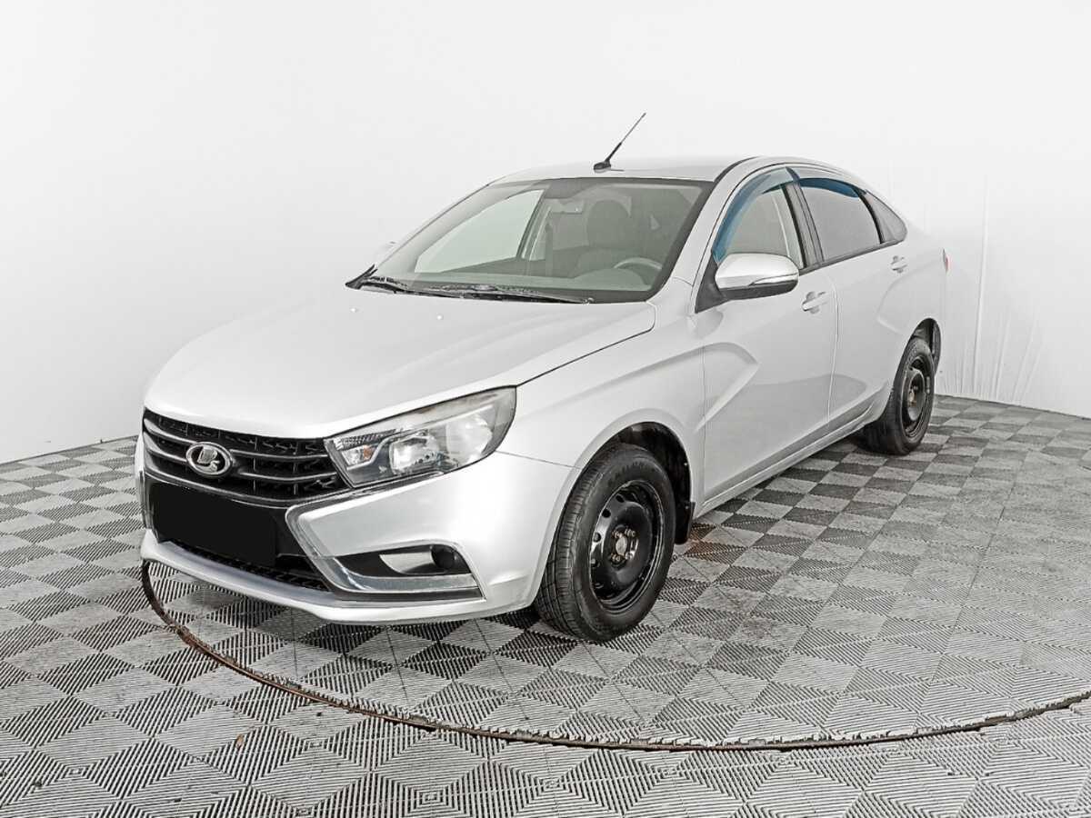 Lada (ВАЗ) Vesta б/у, 2015, Механическая. Фото: #0