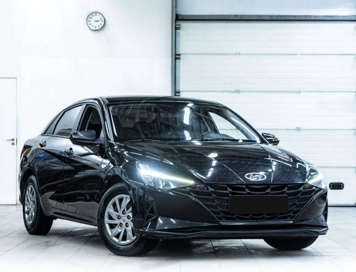 Hyundai Elantra б/у, 2021, Автоматическая. Фото: #1