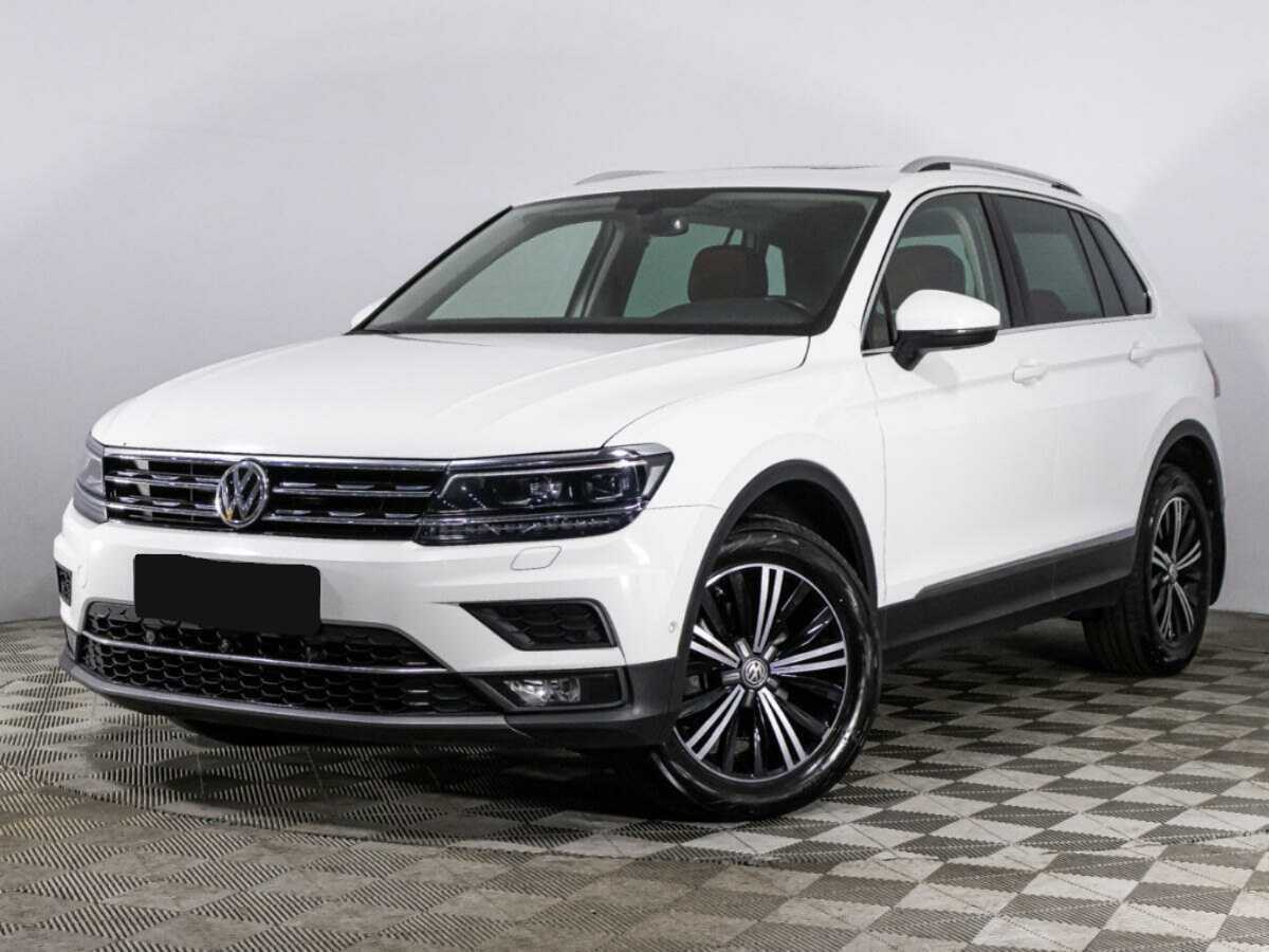 Volkswagen Tiguan б/у, 2017, Роботизированная. Посмотреть фото