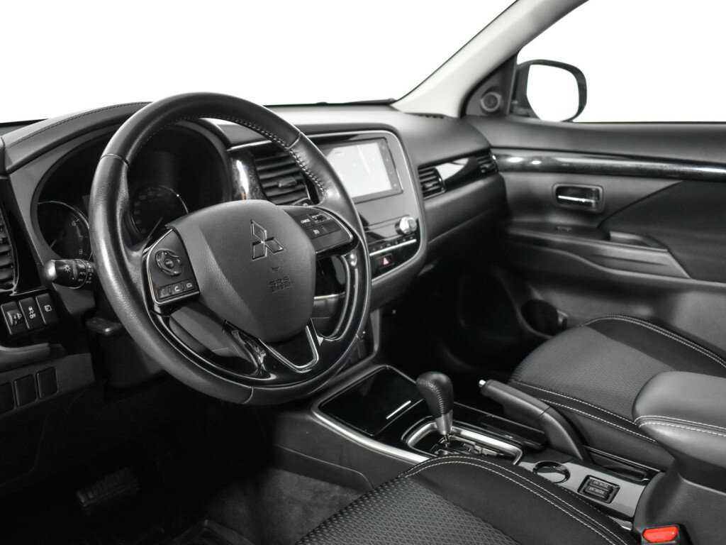 Mitsubishi Outlander б/у, 2020, Вариатор. Фото: #12