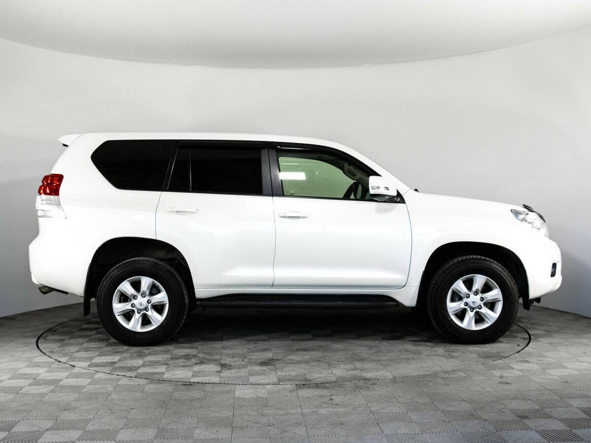Toyota Land Cruiser Prado б/у, 2013, Автоматическая. Фото: #3