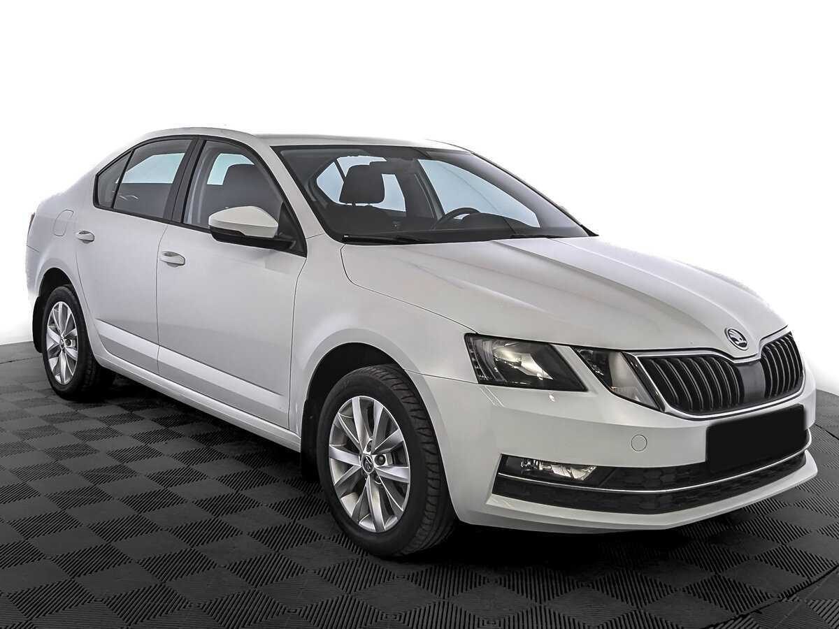 Skoda Octavia б/у, 2019, Механическая. Фото: #2