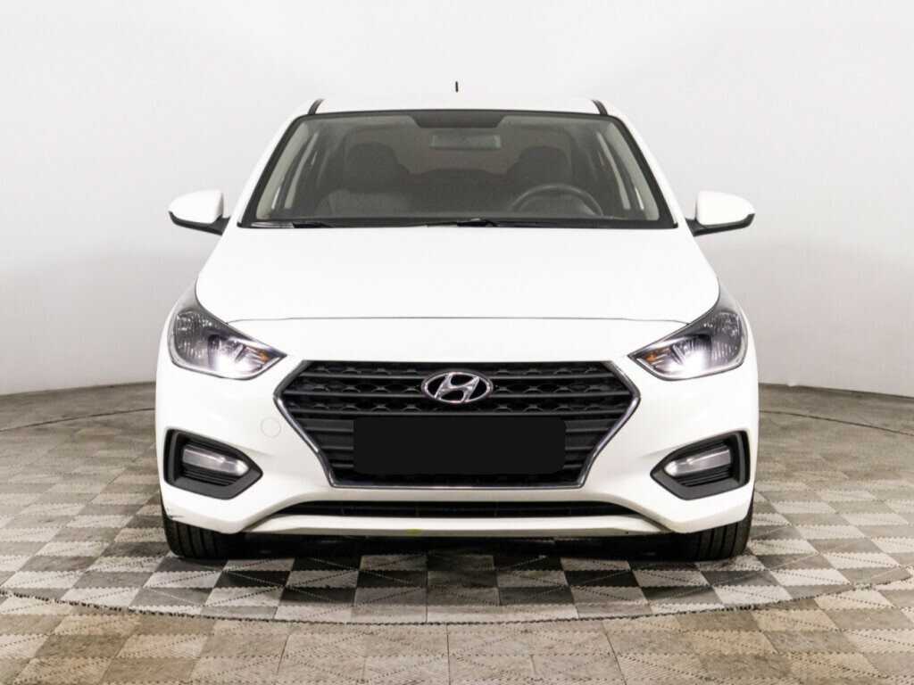 Hyundai Solaris б/у, 2017, Механическая. Фото: #1