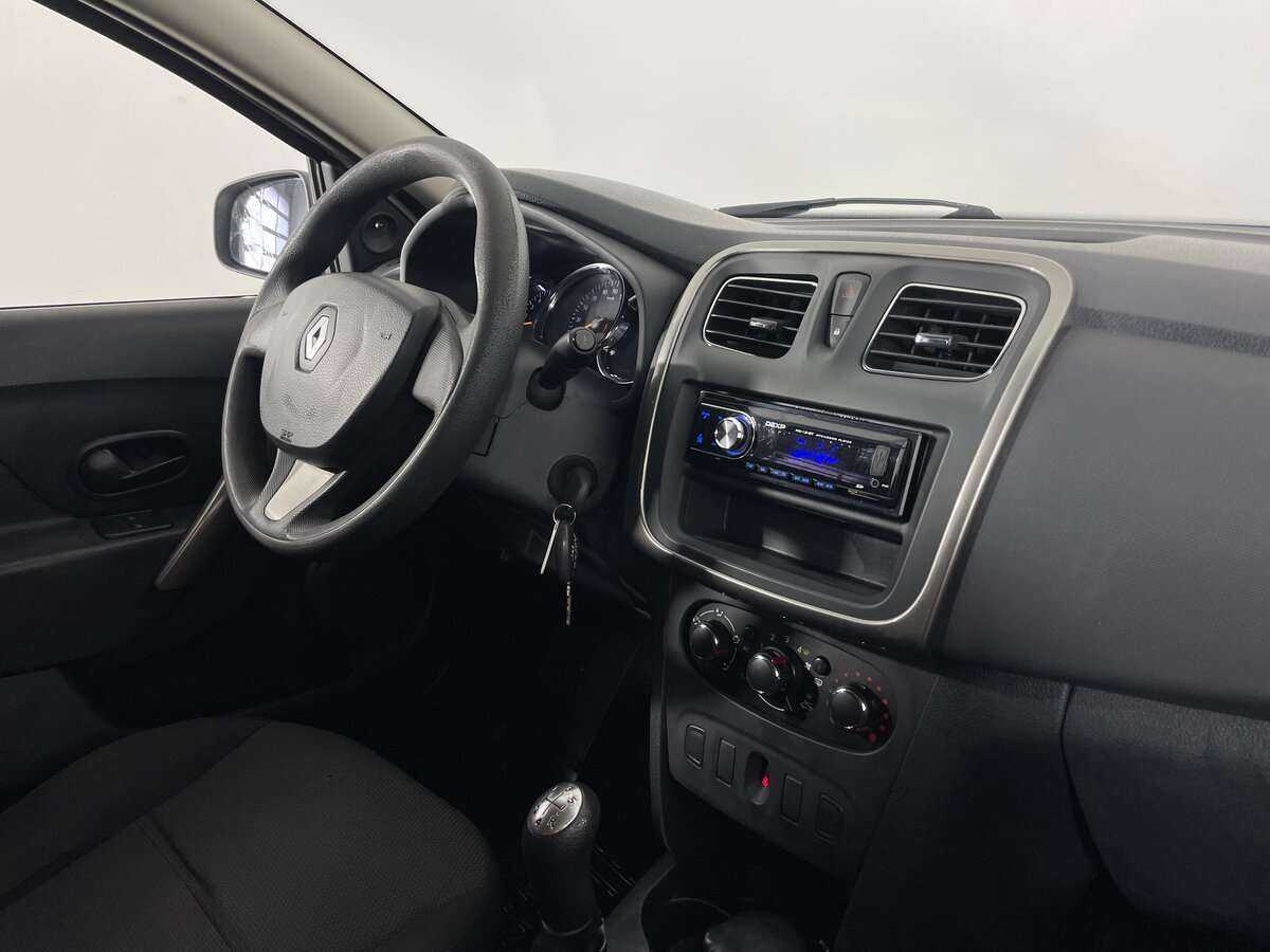 Renault Logan б/у, 2014, Механическая. Фото: #14