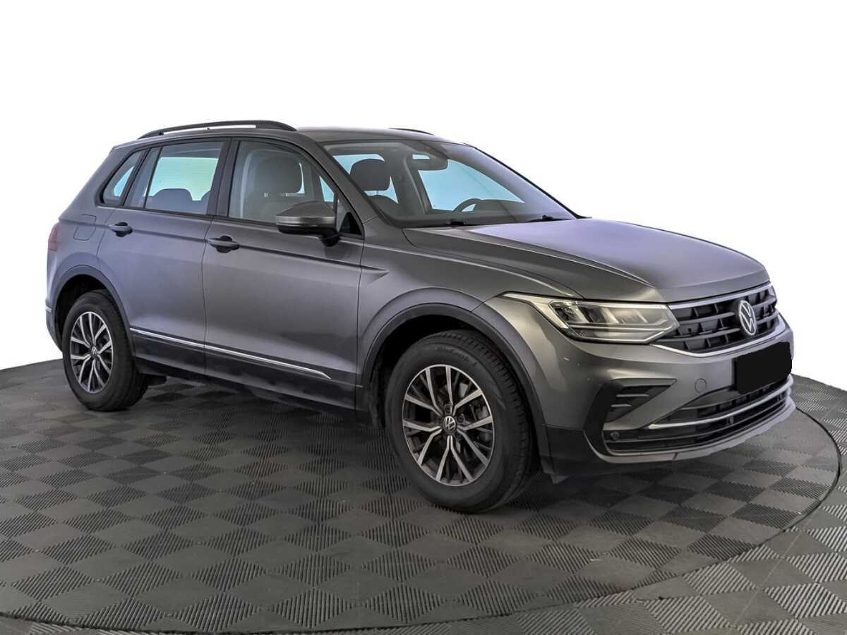Volkswagen Tiguan б/у, 2021, Роботизированная. Фото: #2