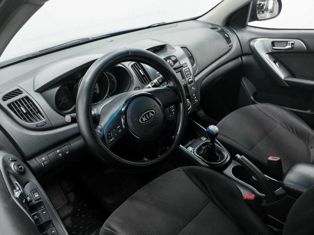 Kia Cerato б/у, 2012, Механическая. Фото: #12