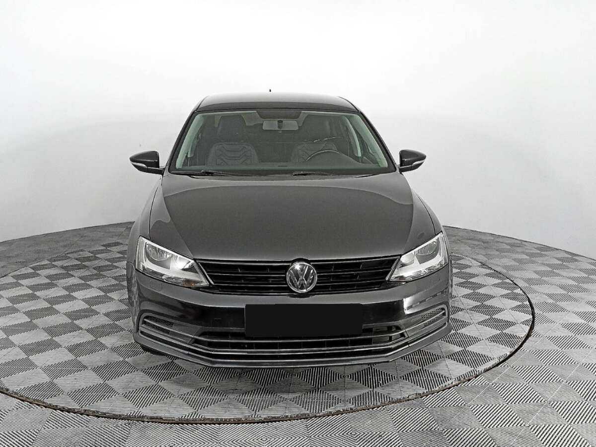 Volkswagen Jetta б/у, 2018, Автоматическая. Фото: #1