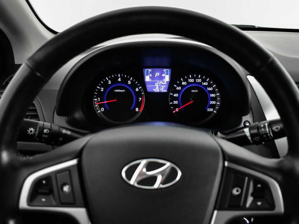 Hyundai Solaris б/у, 2014, Автоматическая. Фото: #10
