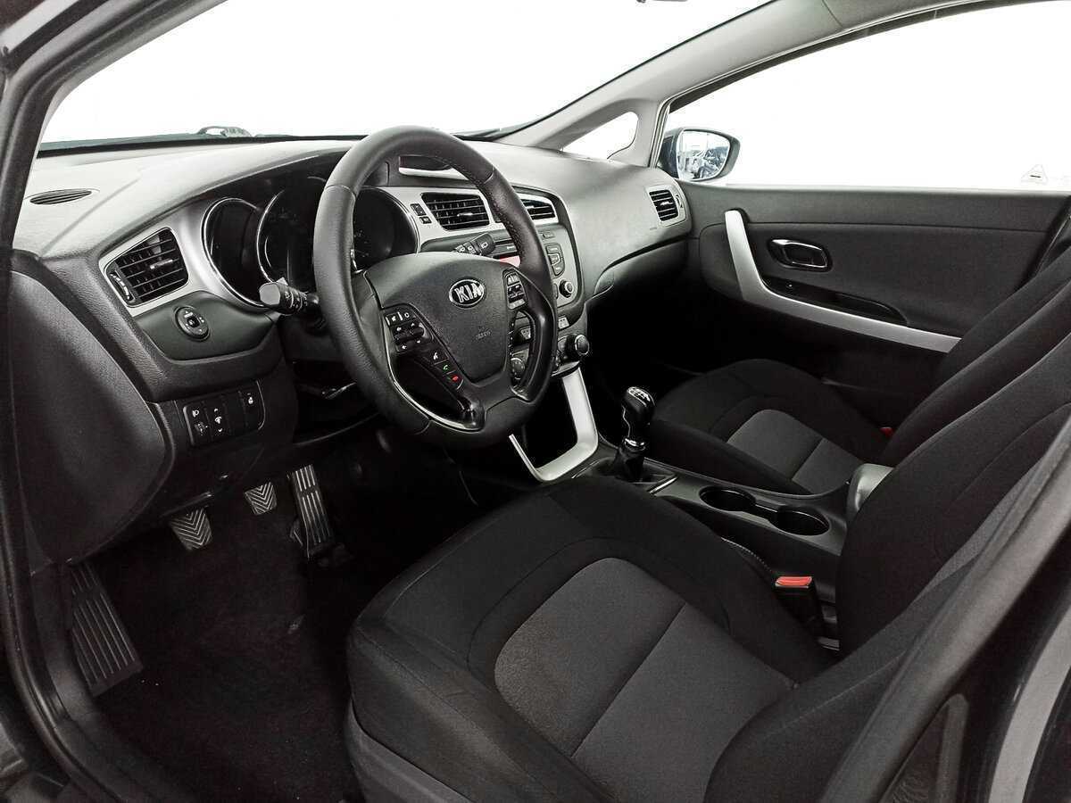 Kia Ceed б/у, 2015, Механическая. Фото: #15
