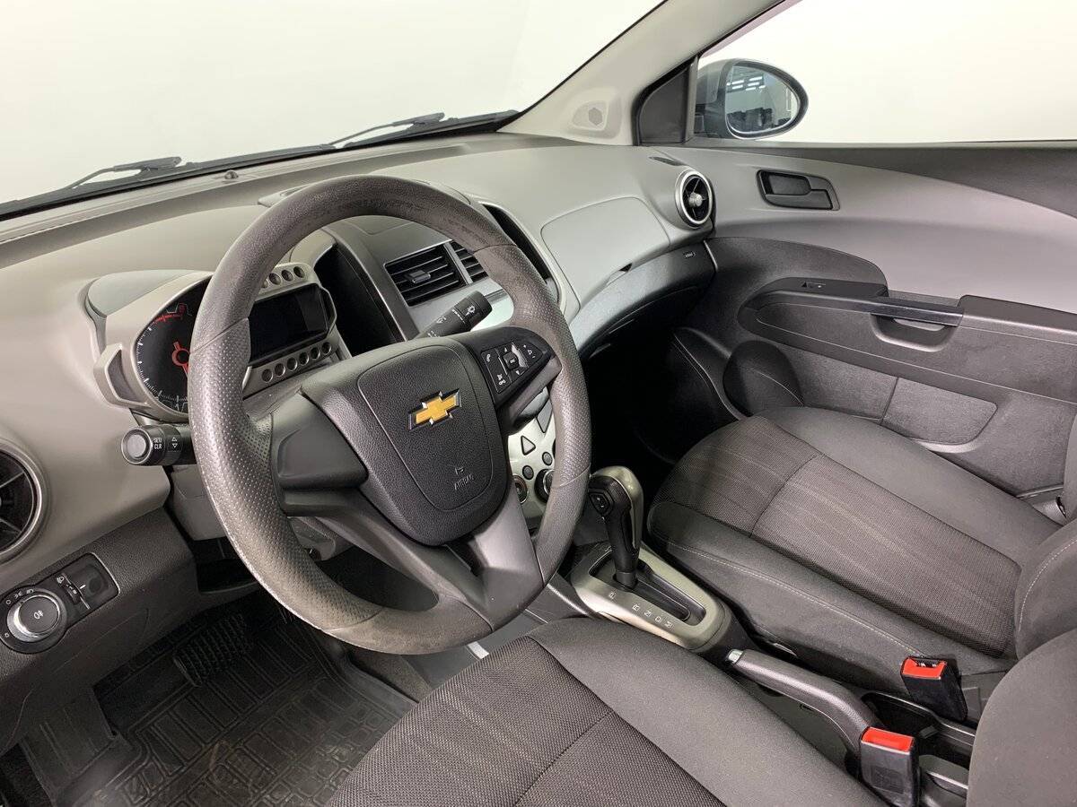 Chevrolet Aveo б/у, 2014, Автоматическая. Фото: #10