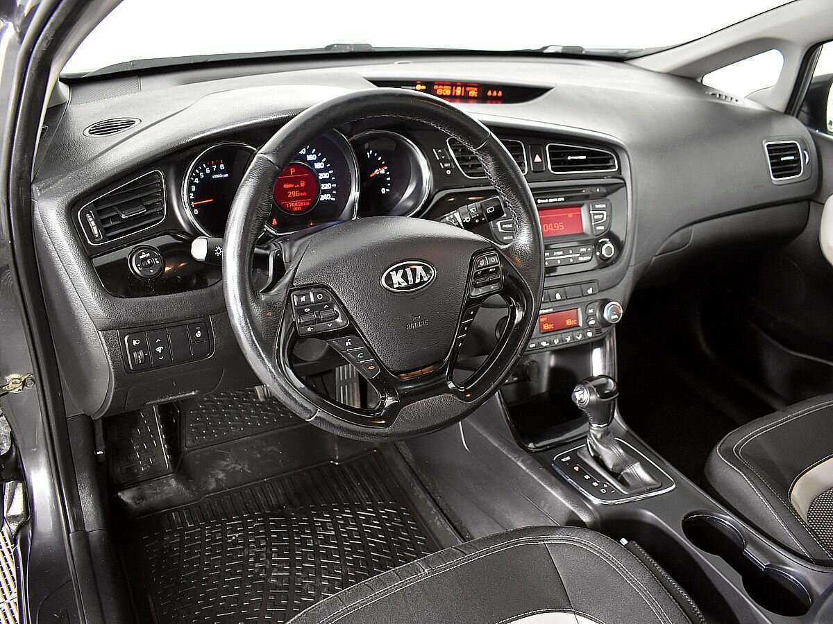 Kia Ceed б/у, 2015, Автоматическая. Фото: #6